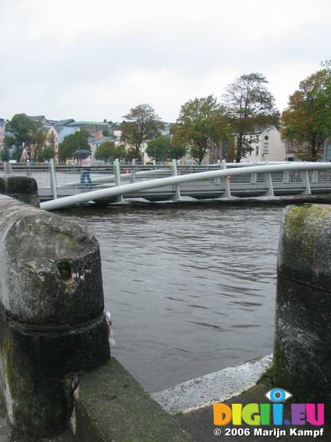 19658 River in Cork high water